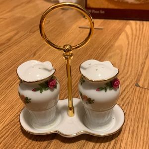 Royal Albert salt & pepper